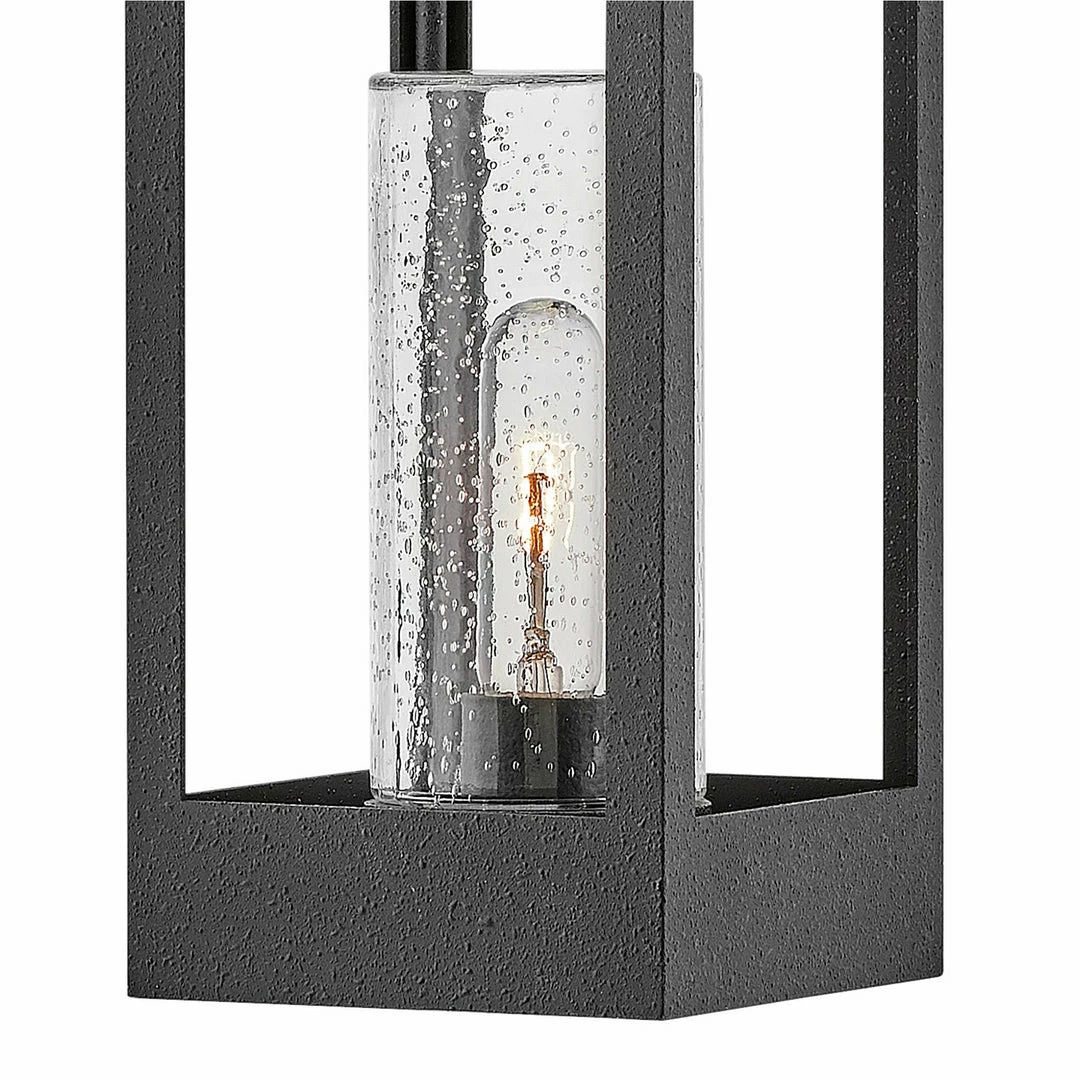 Hinkley Amina 7.75" Wall Lantern | Medium Lighting