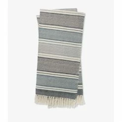 Loloi Decor Anna Throw | Navy/Ivory