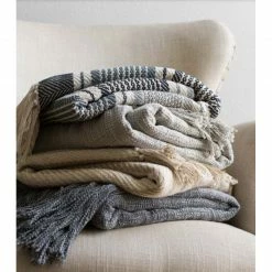 Loloi Decor Anna Throw | Navy/Ivory